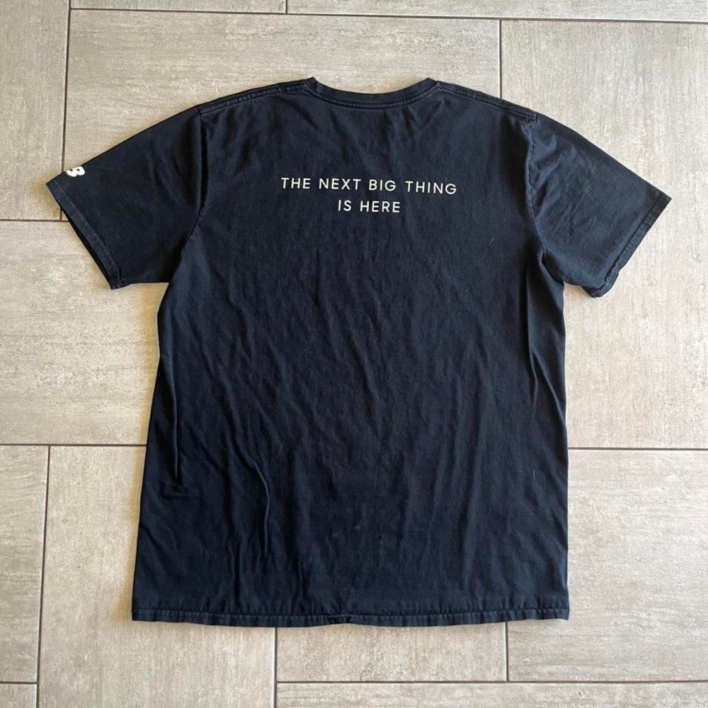 New Balance Samsung T Shirt Black Short Sleeve Graphic Tee Mens - Picture 5 of 8